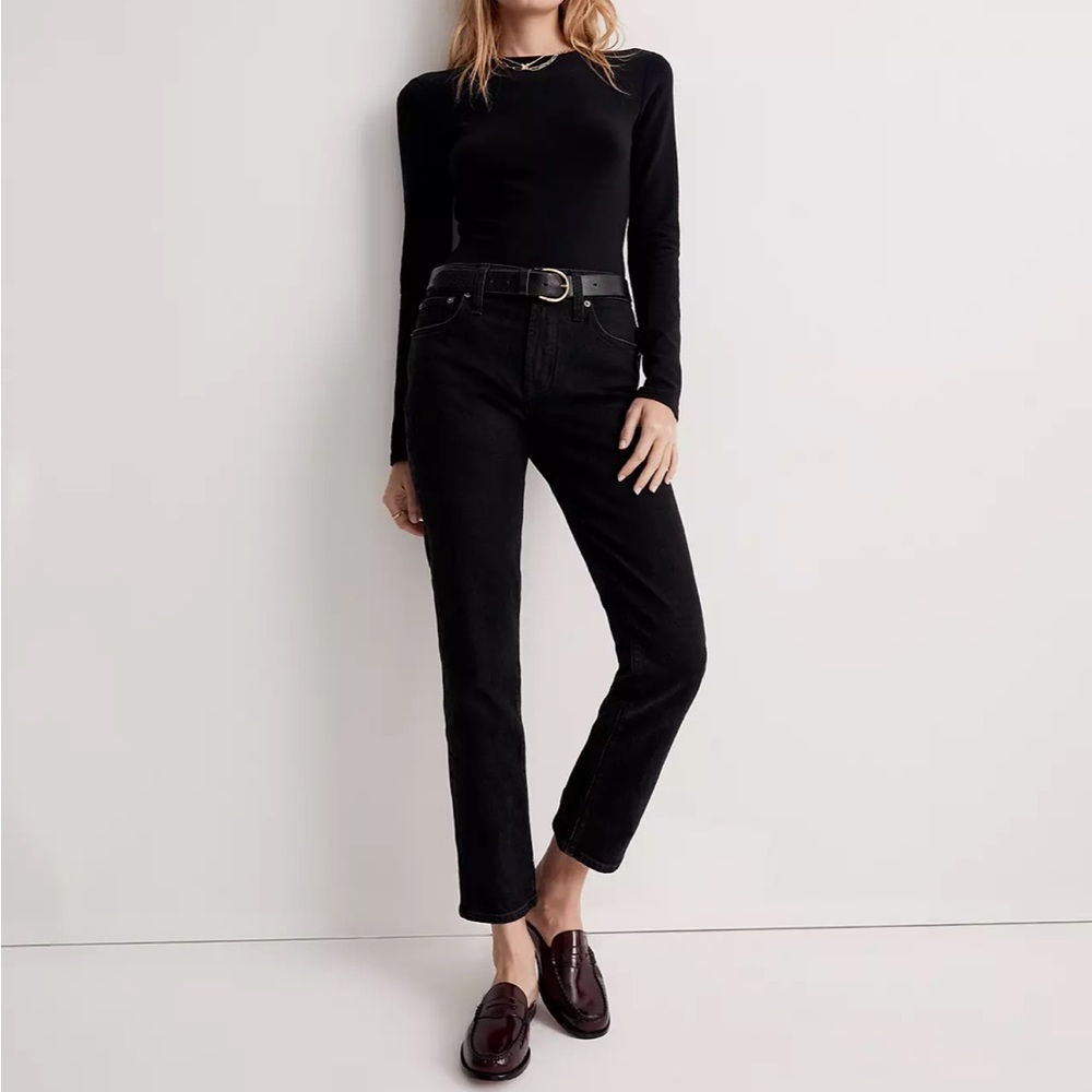 The Mid-Rise Perfect Vintage Jeans in Clean Black Wash